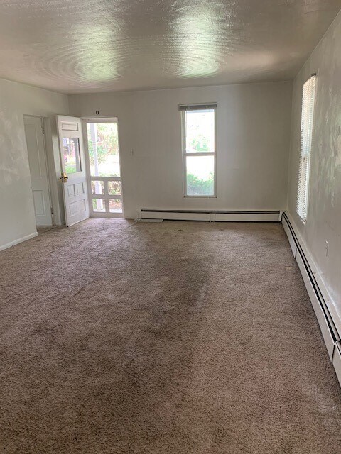 Building Photo - 2524 Mapleton Ave