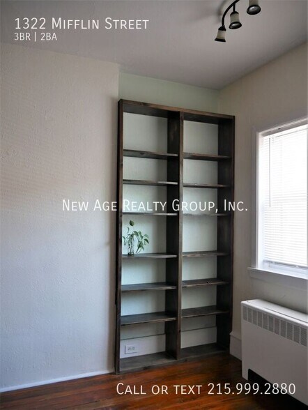 Building Photo - 1322 Mifflin St