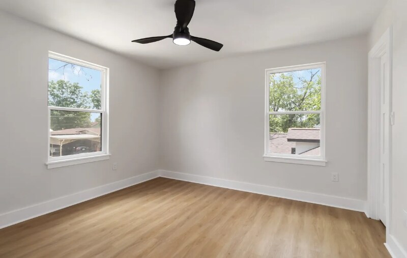 Building Photo - 237 Carle Ave