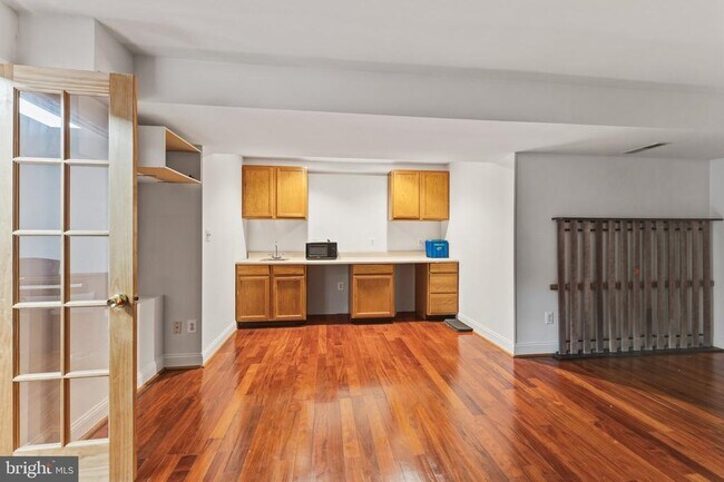 Building Photo - 7887 Cranford Farm Cir