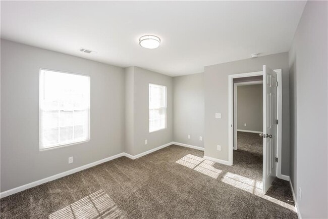 Building Photo - 255 Addy Ln