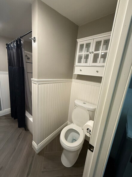 Building Photo - 40089 High St