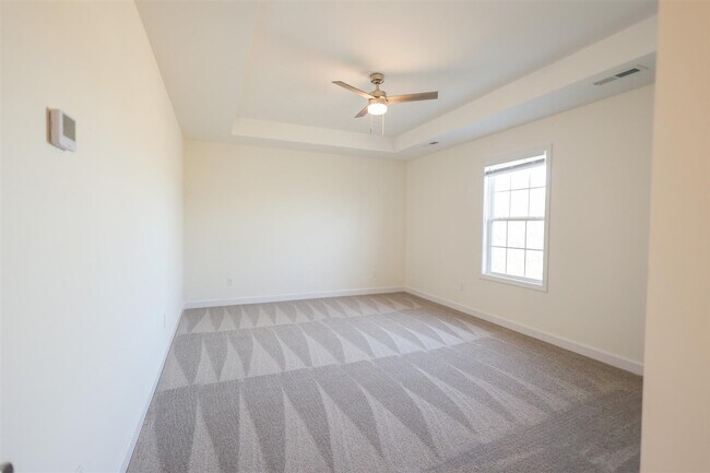 Building Photo - 7251 Hilliard Cir
