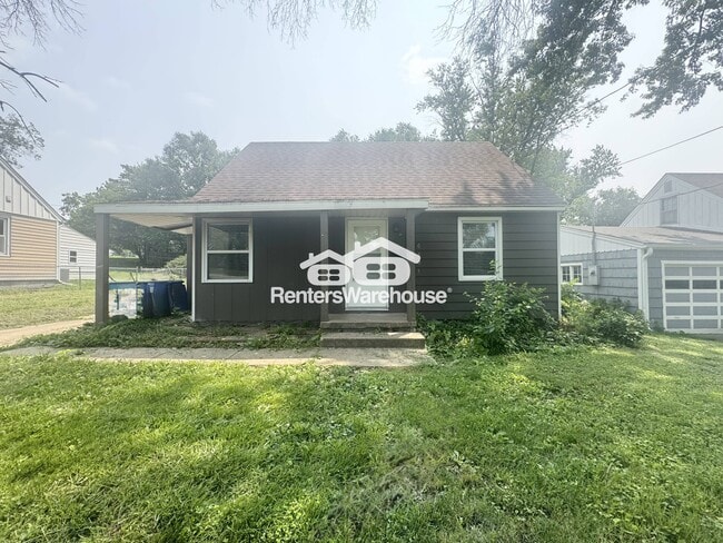 Building Photo - 6803 SW 16th St
