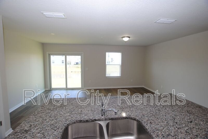 Building Photo - 6541 Sweetbay Ln