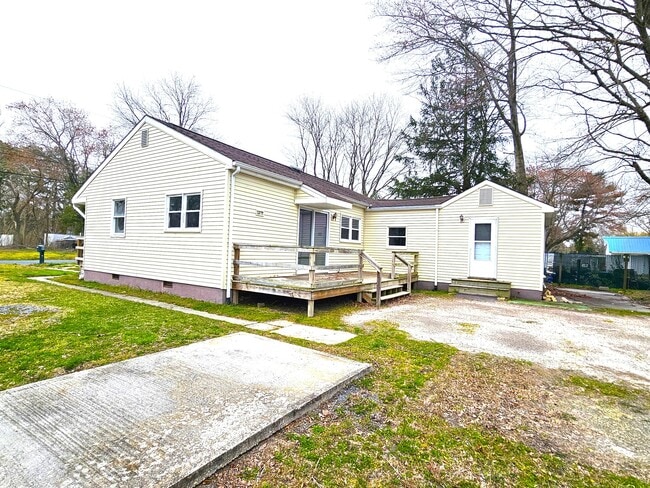 Building Photo - 1306 Hamilton St