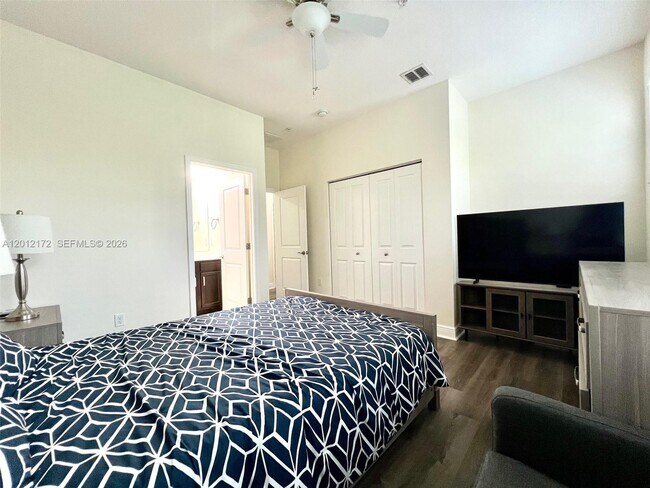 Building Photo - 3311 NW 125th Way