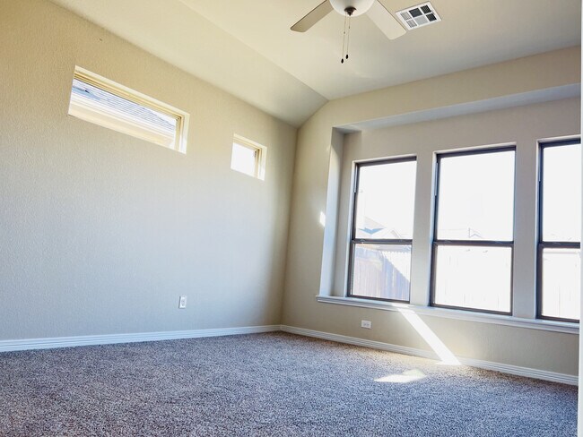 Building Photo - 3712 Fieldfare Dr