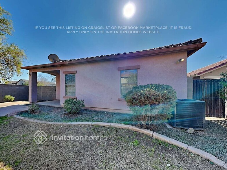 Building Photo - 5904 W Wood St