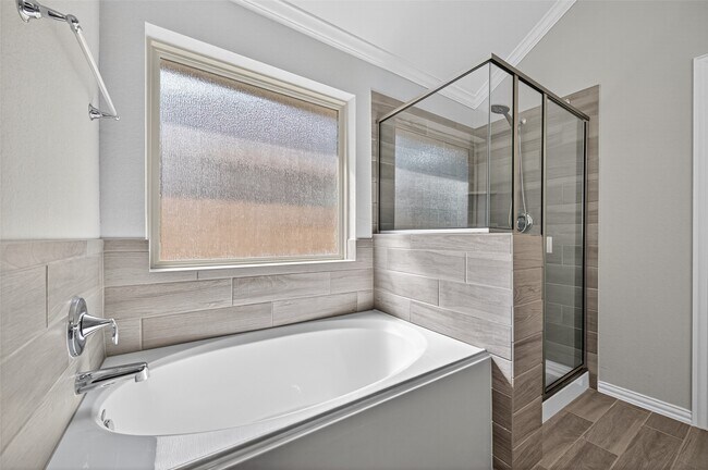 Building Photo - 4550 Shallow Ember Dr