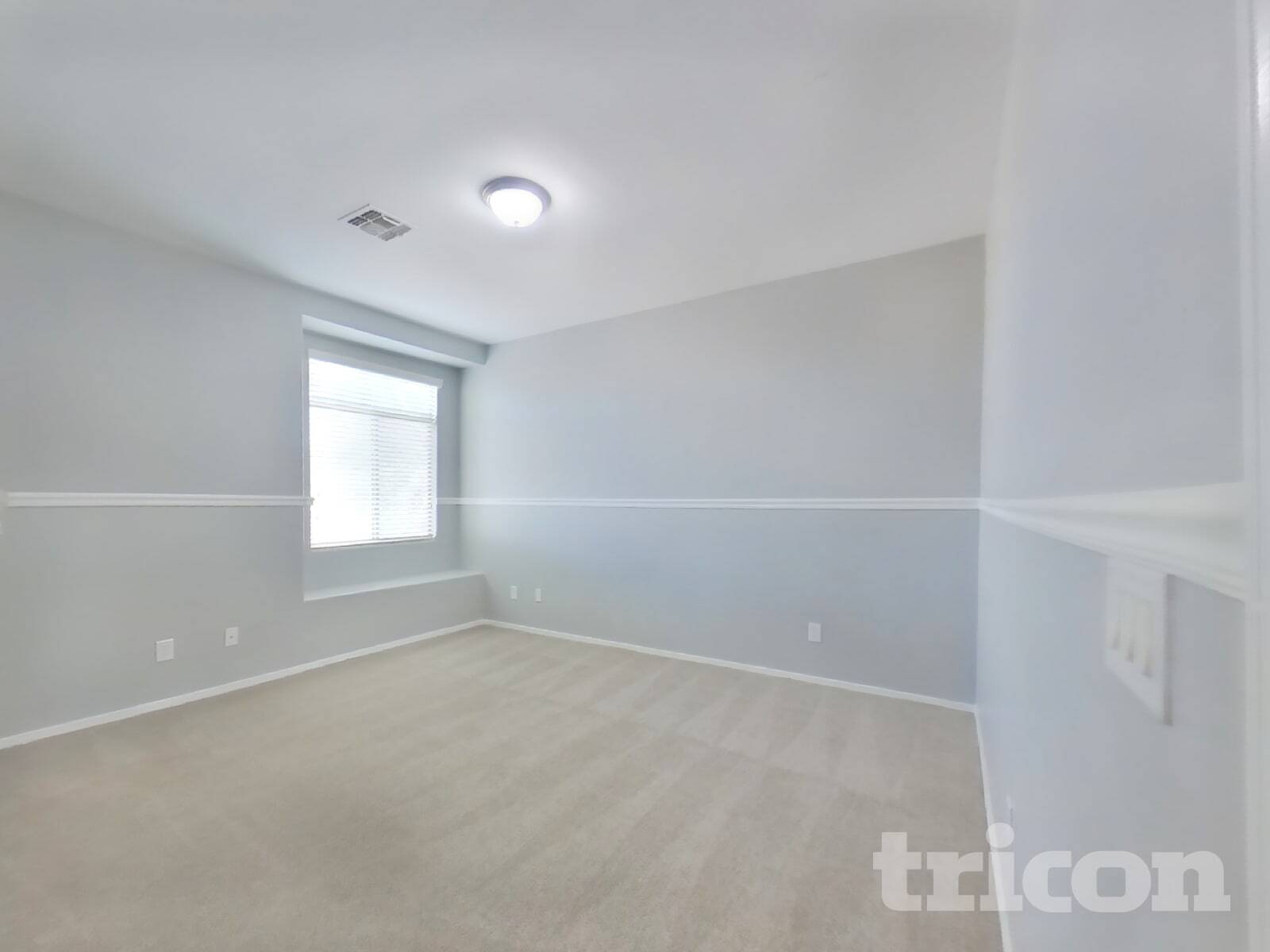 Building Photo - 43633 W Cydnee Dr