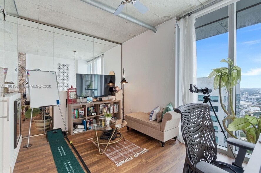 Building Photo - 690 SW 1st Ct