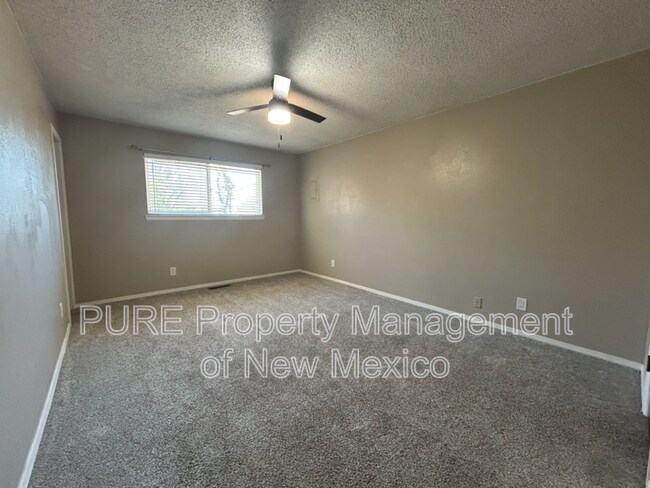 Building Photo - 3509 N Dustin Ave