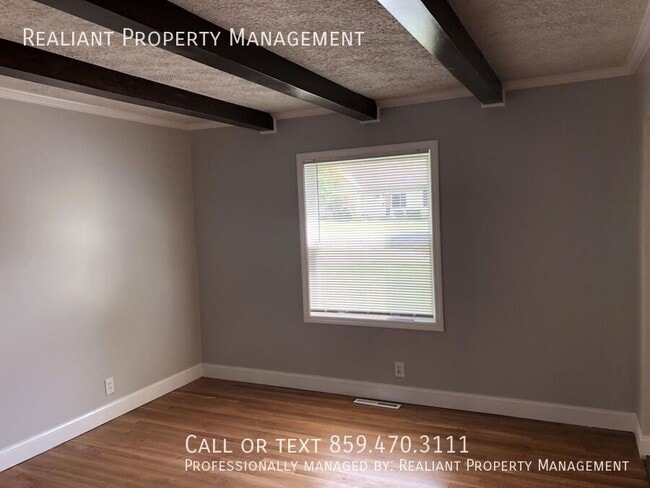 Building Photo - 149 St. Ann-