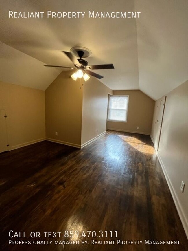 Building Photo - 1503 Roanoke Rd