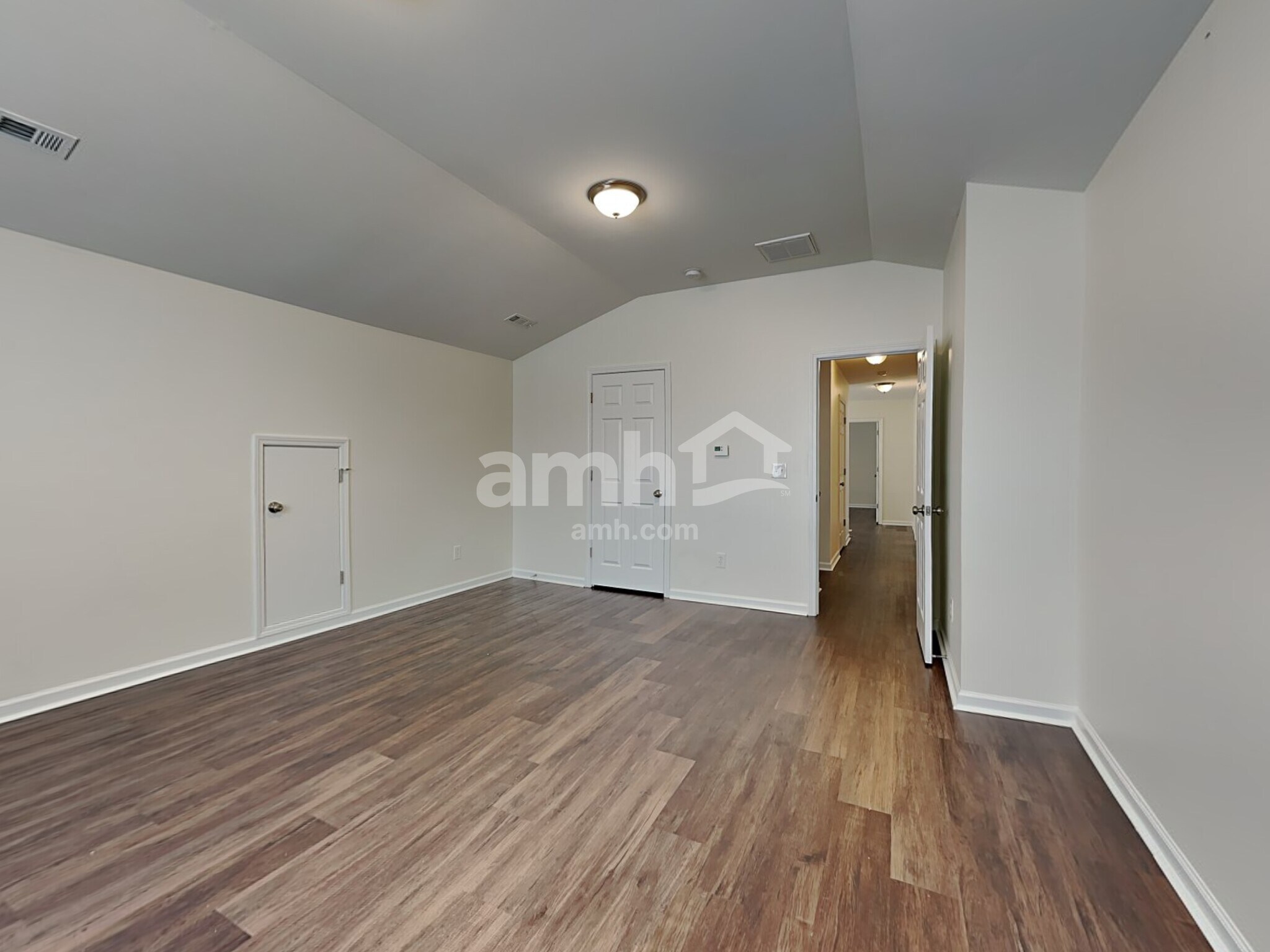 Building Photo - 4210 Lindsey Ln