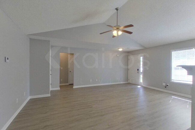 Building Photo - 118 Vineyard Ridge Dr