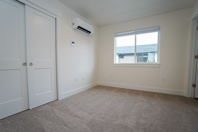 Building Photo - 4617 N Iota Ln