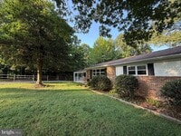 Building Photo - 29781 Oak Rd