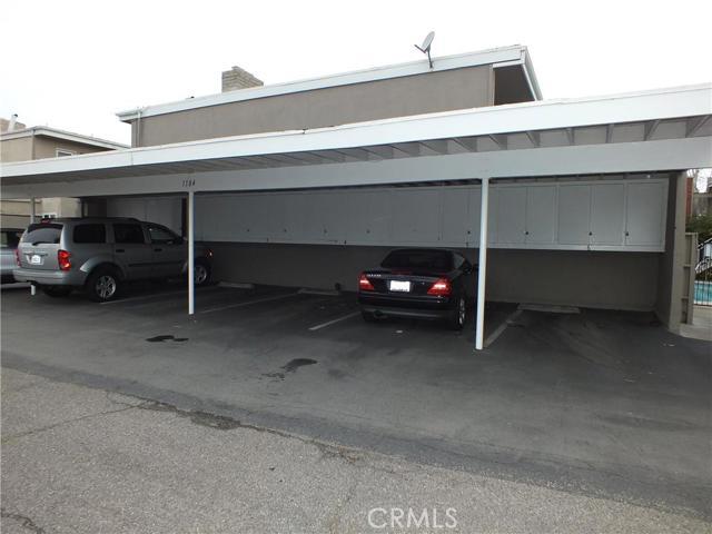 Building Photo - 1184 Rutland Rd