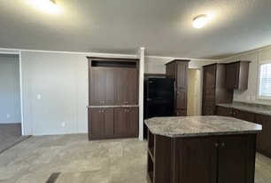 Building Photo - 105 Nicole Ct