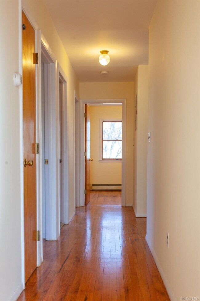 Building Photo - 55 Holland Ave