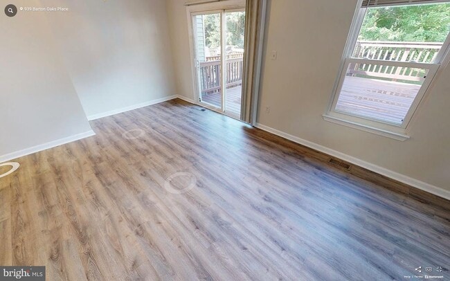 Building Photo - 939 Barton Oaks Pl