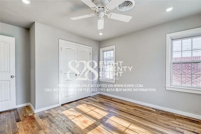 Building Photo - Beautifully Updated 3 Bed/2 Bath Single Fa...