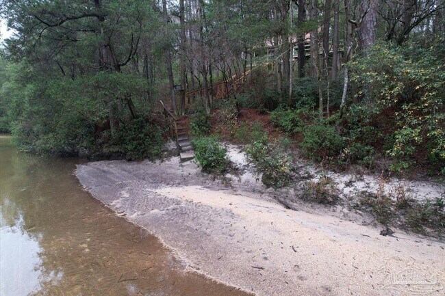Building Photo - 1427 Big Coldwater Creek Rd