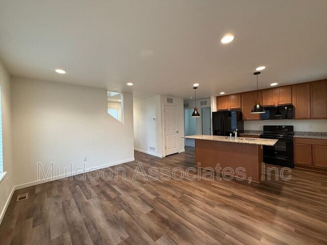 Building Photo - 5699 Tramore Ct