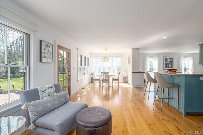 Building Photo - 19000 Main Rd