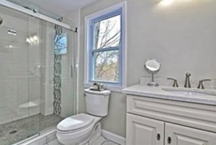 Building Photo - 16 Oak Hill Rd