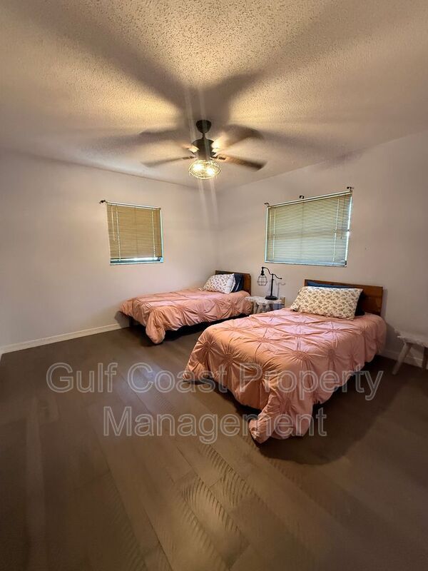 Building Photo - 40 1st Ave