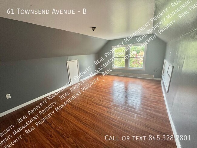 Building Photo - 61 Townsend Ave