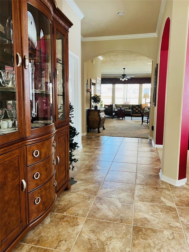 Building Photo - 5235 Valley Bluff Ln