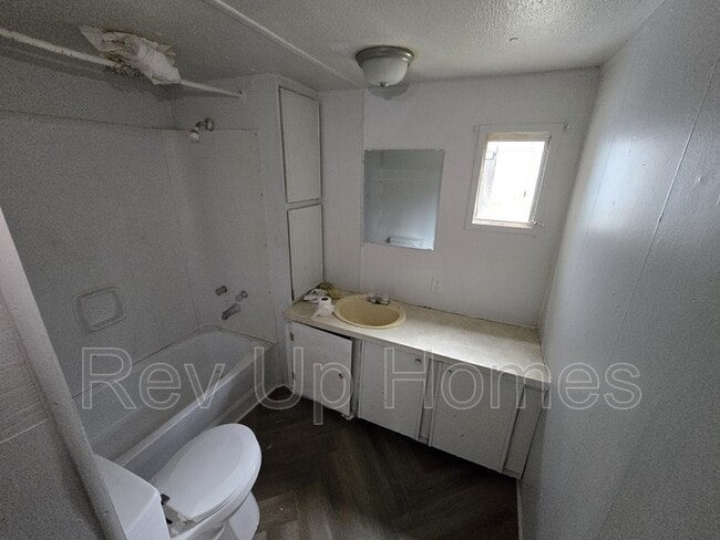 Building Photo - N 38 Danville 3701 US-29 BUS