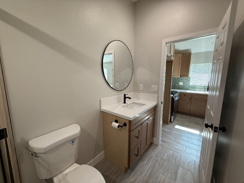 Building Photo - 11090 S Dallas Dr