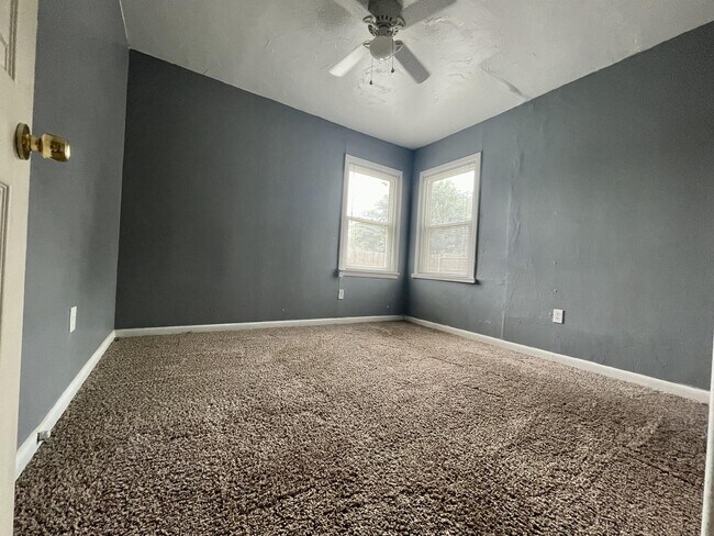 Building Photo - 4205 41st St