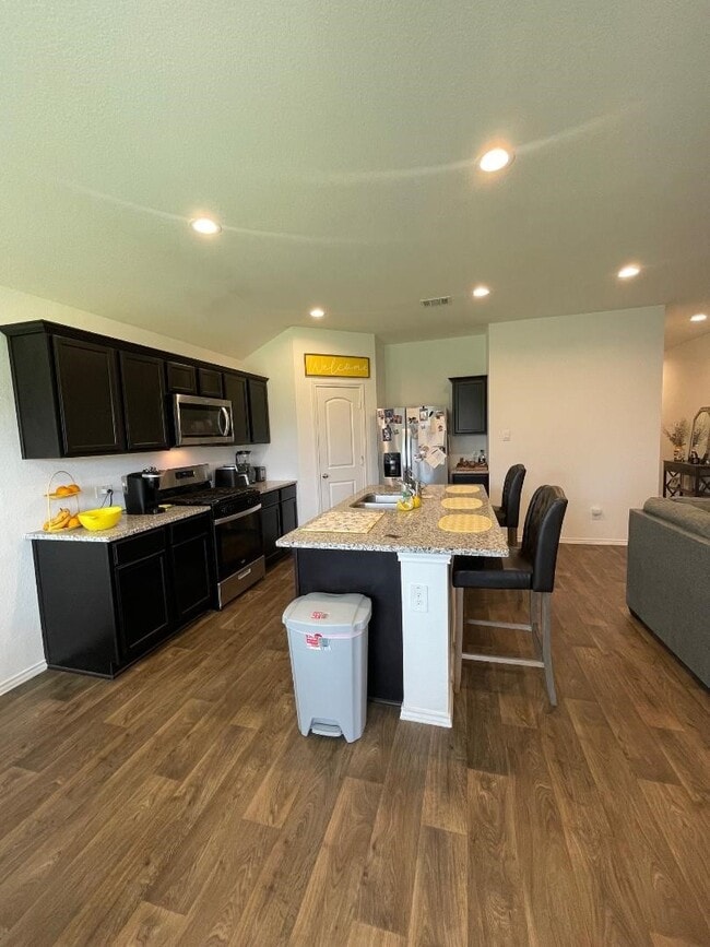 Building Photo - 21546 Starry Night Dr