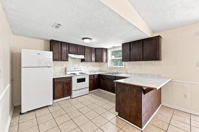 Building Photo - 3487 Postell Dr