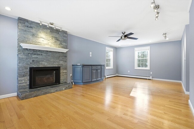 Building Photo - 44 Mcquade Brook Rd