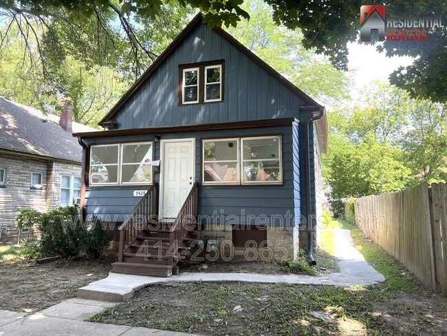 Building Photo - 5426 N 41st St