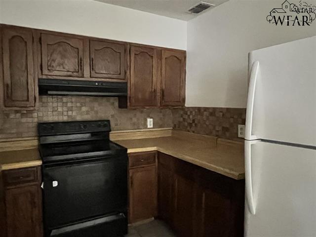 Building Photo - 3020 Cunningham Dr