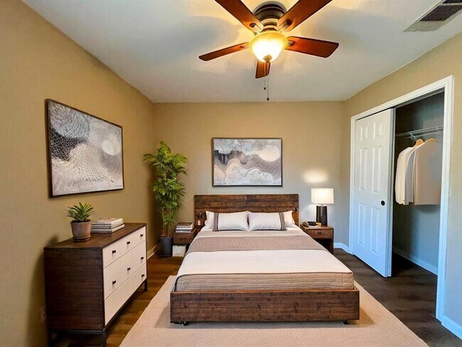 Building Photo - 145 Amber Ash Dr