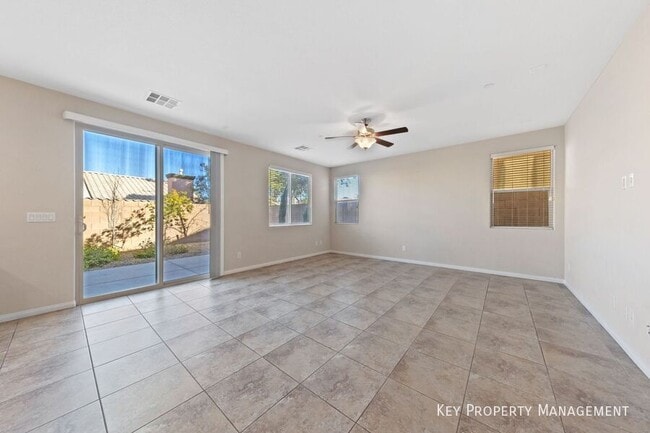 Building Photo - 2324 Mundare-