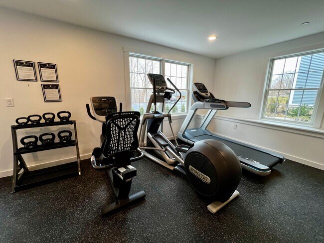 Building Photo - 179 Butternut St