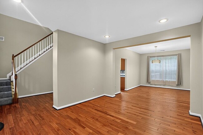 Building Photo - 11813 Murre Ct