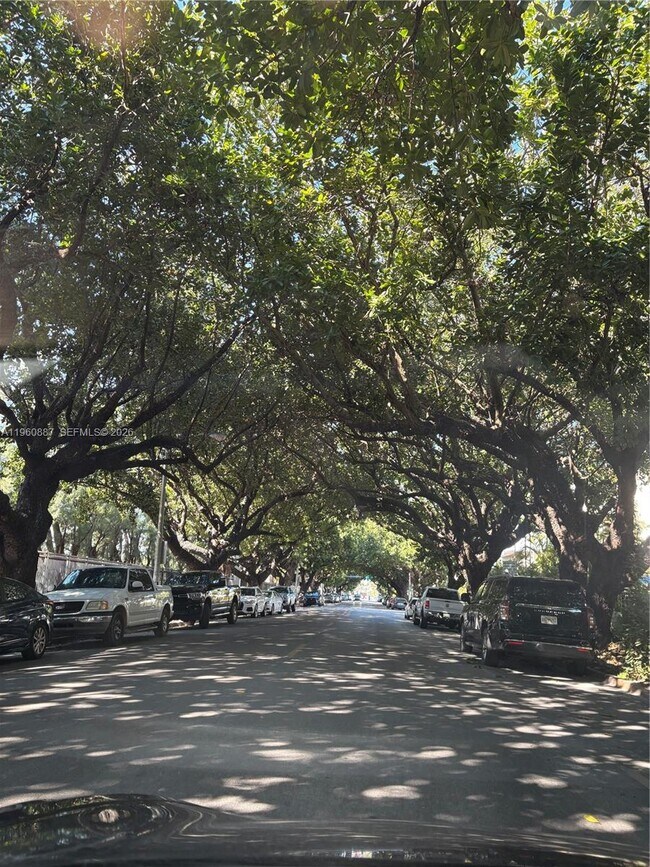 Building Photo - 1325 Meridian Ave