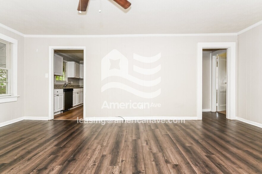 Building Photo - 1324 18th St