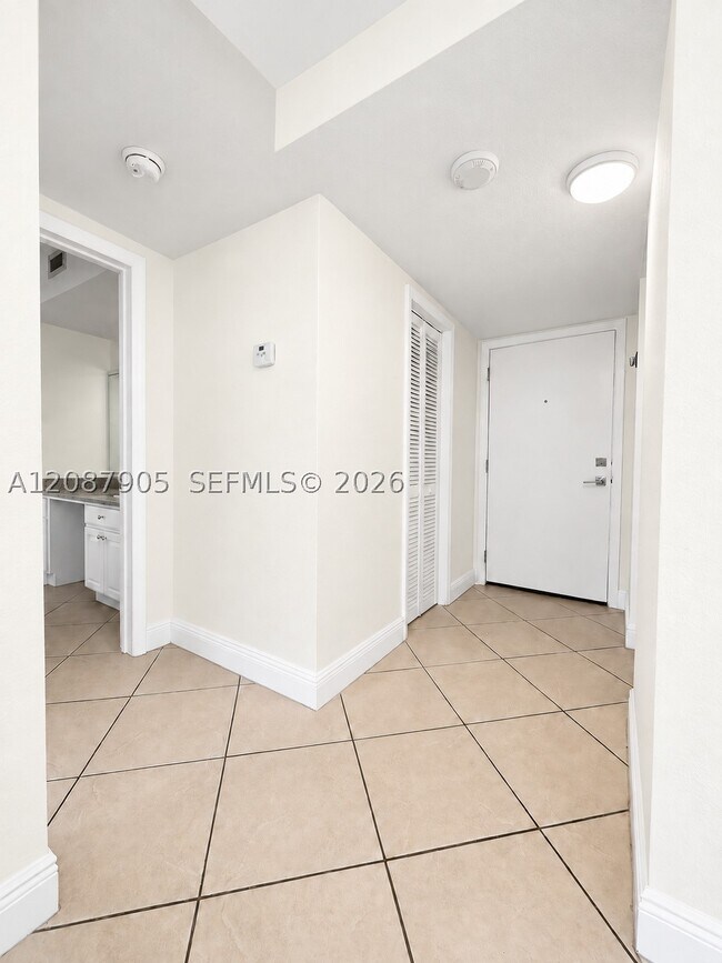 Building Photo - 8475 SW 94th St